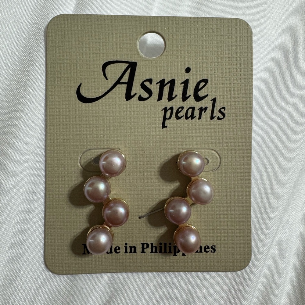 Pinkish-Purple Pearl Earrings